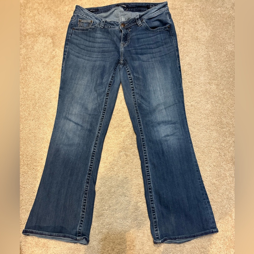 Women’s Size 14 Length 32 Vigoss Bootcut Jeans
